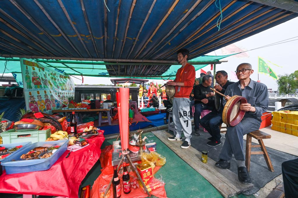 中國江南網船會展現水鄉春季民俗