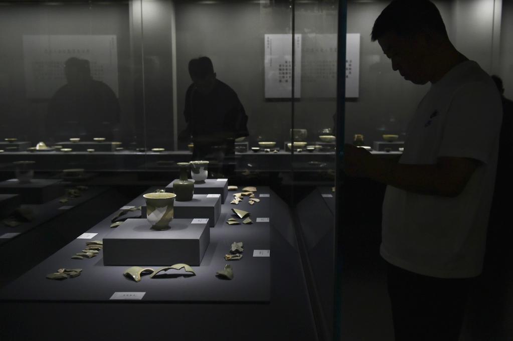 “青韻流光——汝州張公巷窯遺址前四次發掘成果展”在鄭州展出