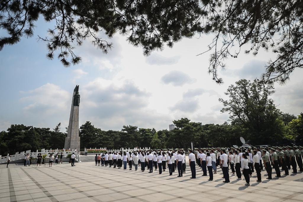沈陽抗美援朝烈士陵園舉行祭英烈活動