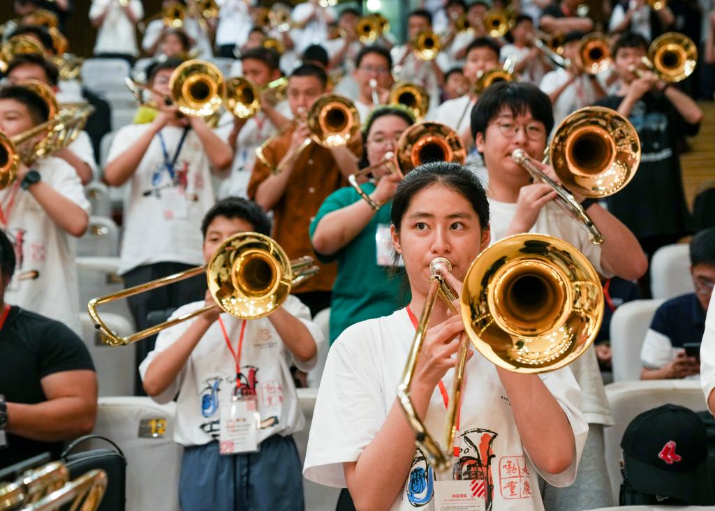 第九屆中國國際低音銅管藝術節在渝開幕