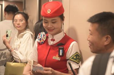 福廈高鐵：海上“高姐”的風采