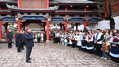 習近平在云南考察時強調(diào) 解放思想改革創(chuàng)新奮發(fā)進取真抓實干 在中國式現(xiàn)代化進程中開創(chuàng)云南發(fā)展新局面